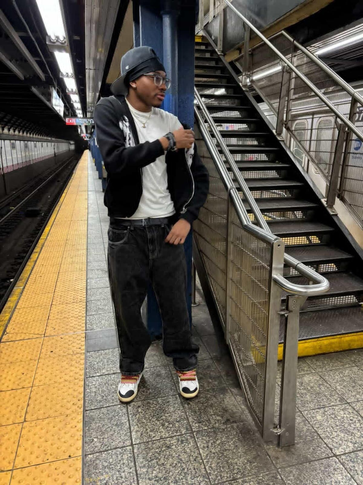 Ugazee Flexes Unfiltered: Self-Produced Afro Roots and the Underground Shift